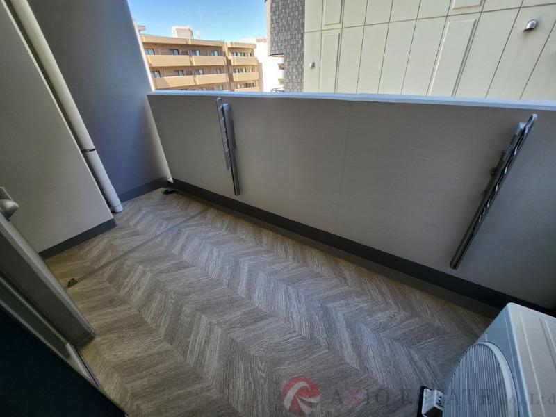 23/30 バルコニー