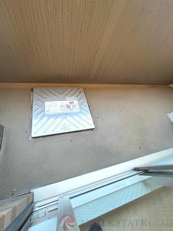 23/30 バルコニー