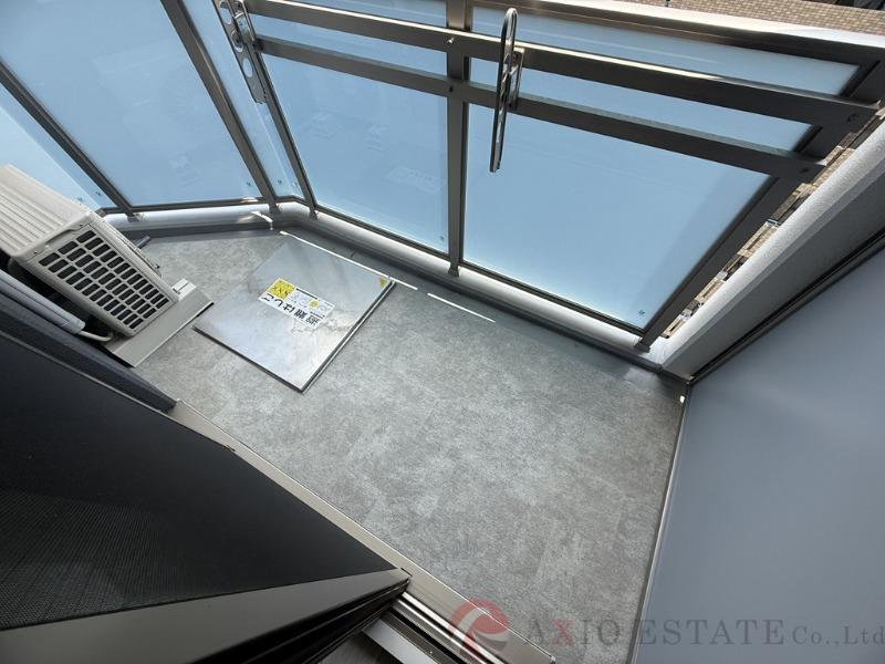 25/30 バルコニー