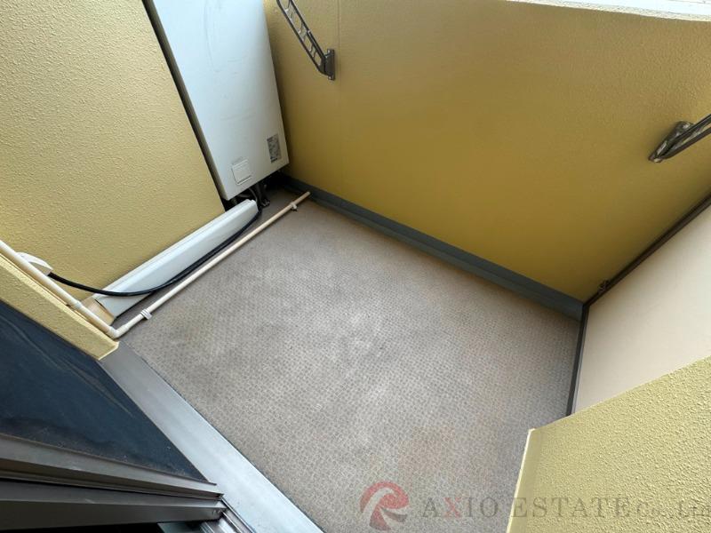 23/30 バルコニー