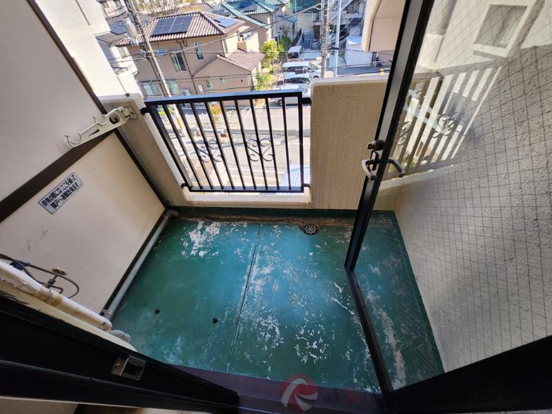 21/30 バルコニー