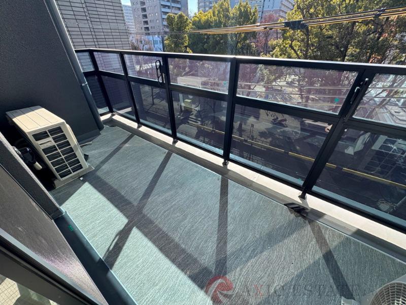 23/30 バルコニー