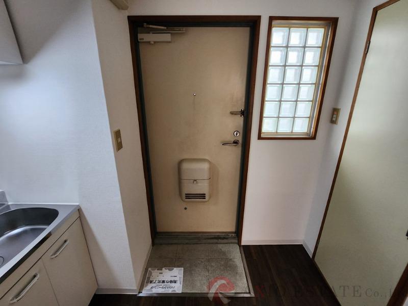 14/30 玄関