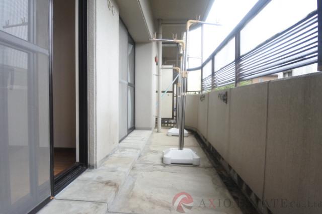 26/30 バルコニー