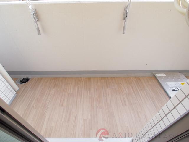 25/30 バルコニー