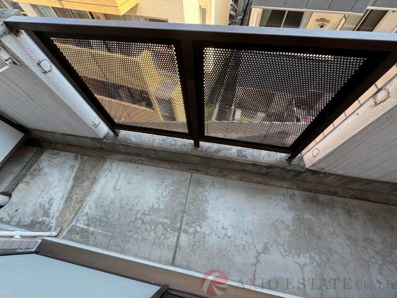 21/30 バルコニー