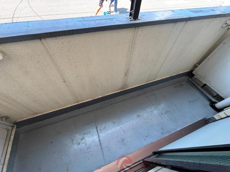 21/30 バルコニー