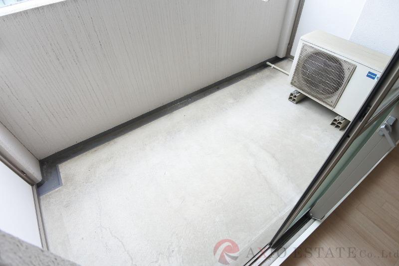 23/30 バルコニー