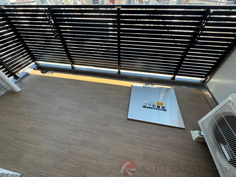 23/30 バルコニー