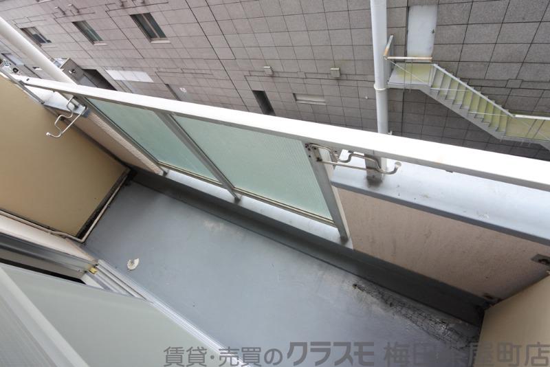 21/30 バルコニー