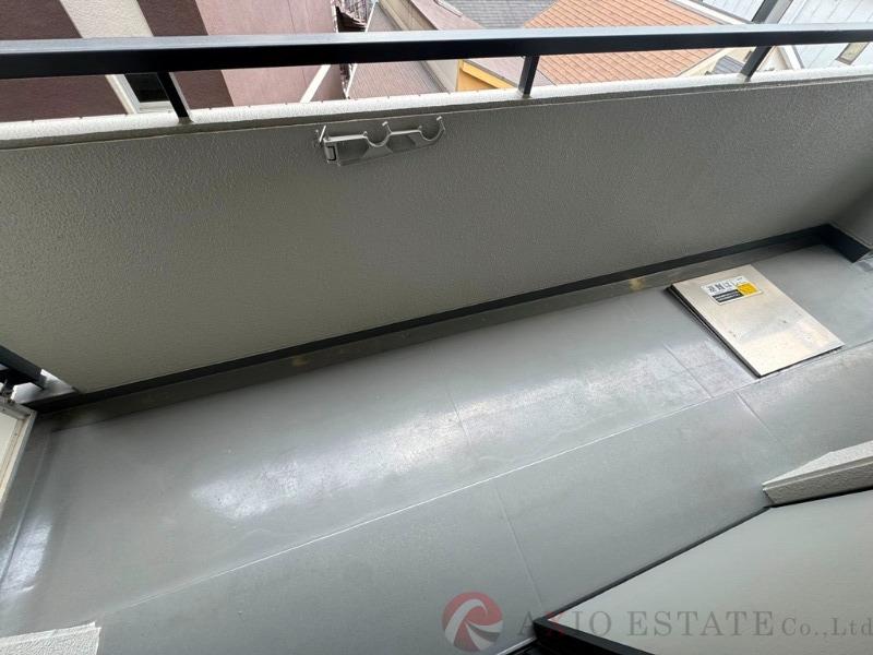 23/30 バルコニー