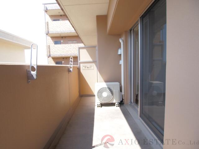 22/30 バルコニー