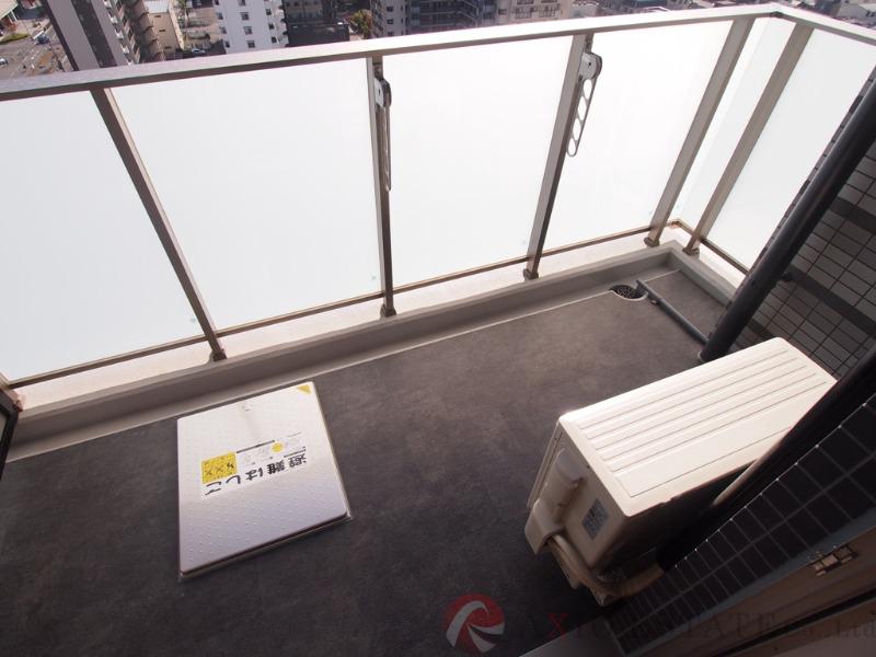 21/30 バルコニー