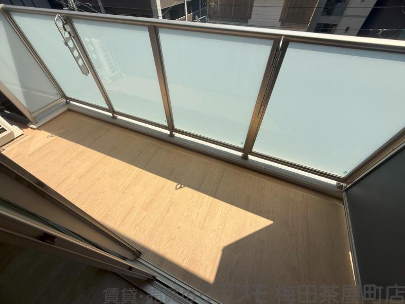 25/29 バルコニー