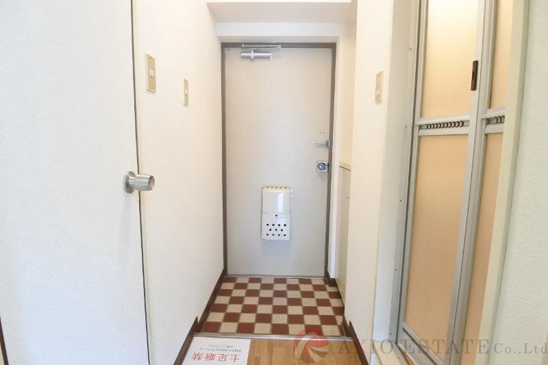 14/30 玄関