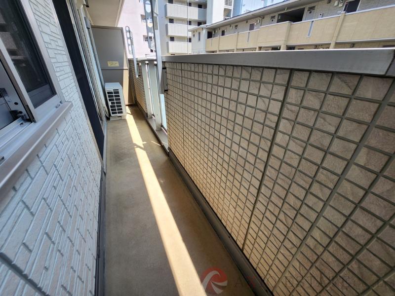 25/30 バルコニー