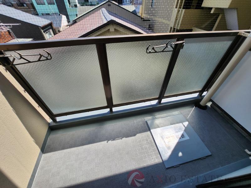 21/30 バルコニー