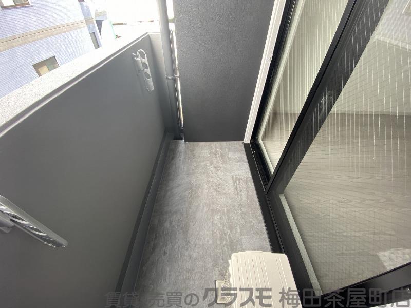 21/30 バルコニー