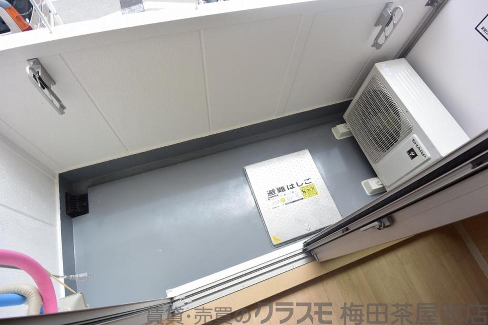 21/30 バルコニー