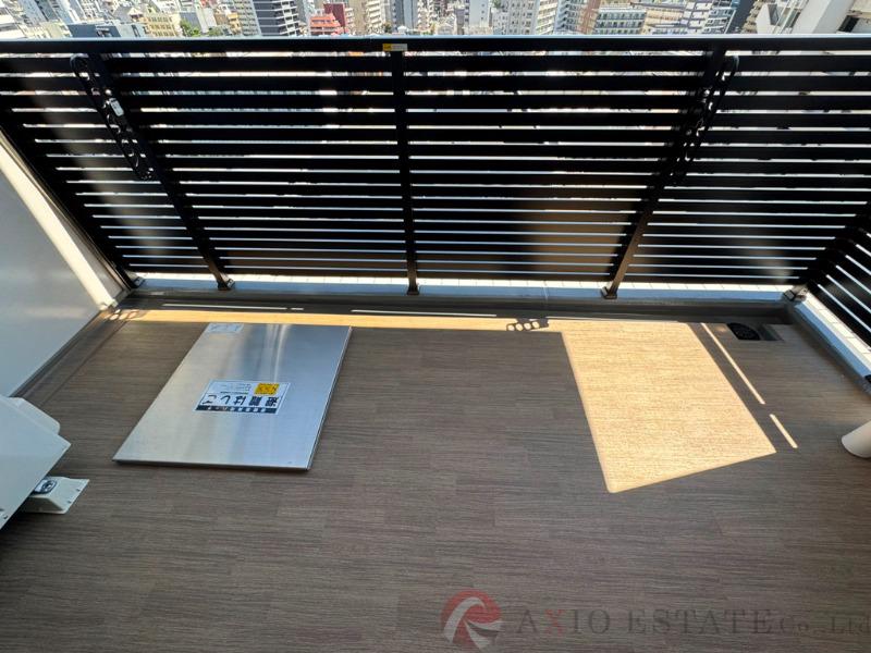 23/30 バルコニー