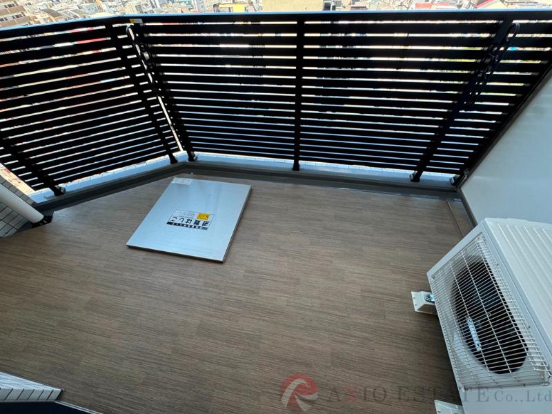 23/30 バルコニー