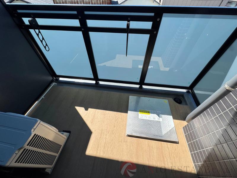 21/30 バルコニー