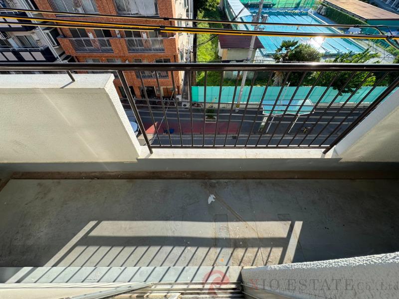 21/30 バルコニー