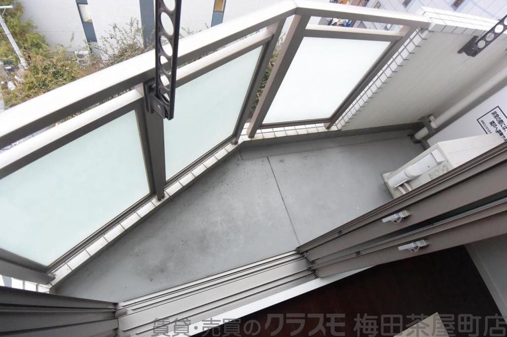 25/30 バルコニー