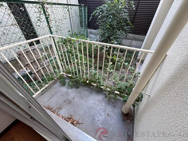 21/30 バルコニー