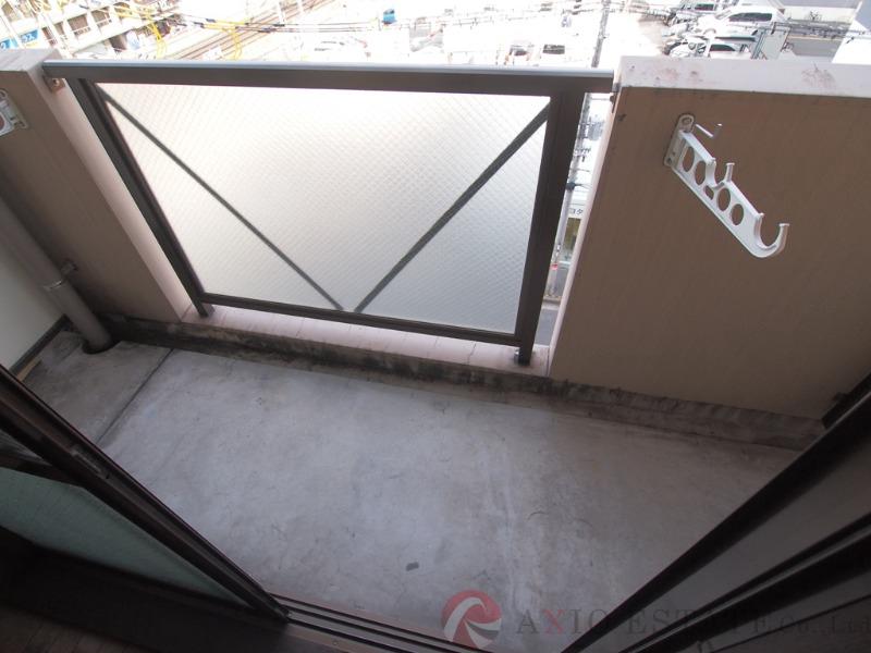 23/30 バルコニー