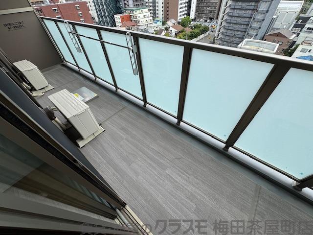 21/30 バルコニー