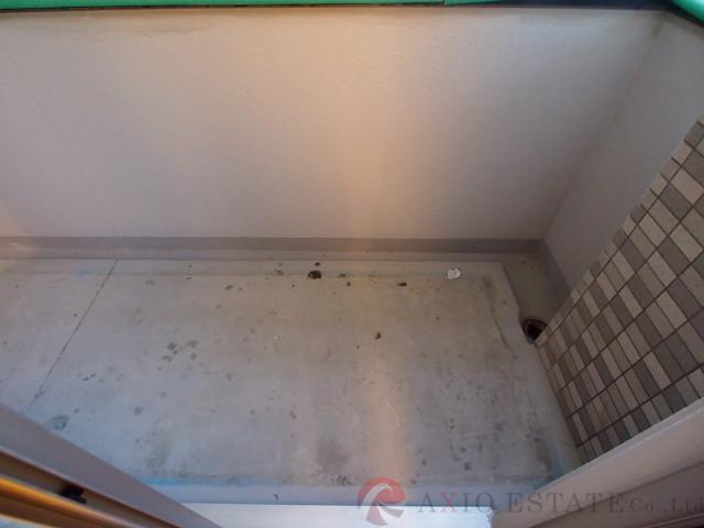 23/30 バルコニー