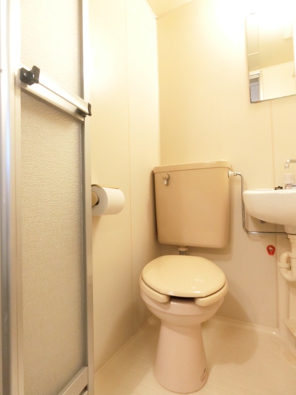 16/30 トイレ