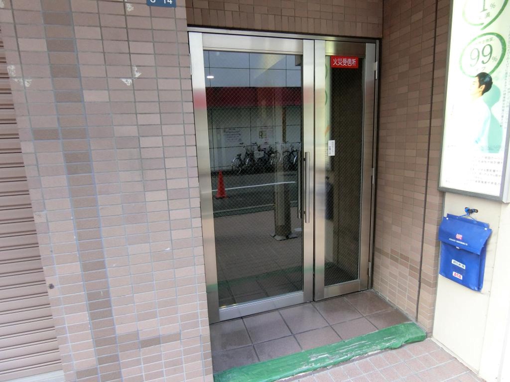 3/6 エントランス