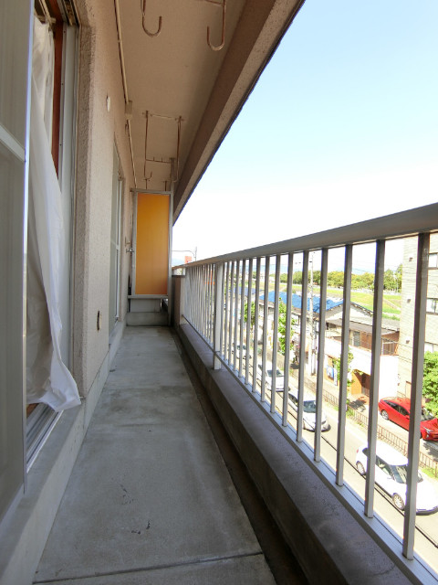 20/30 バルコニー