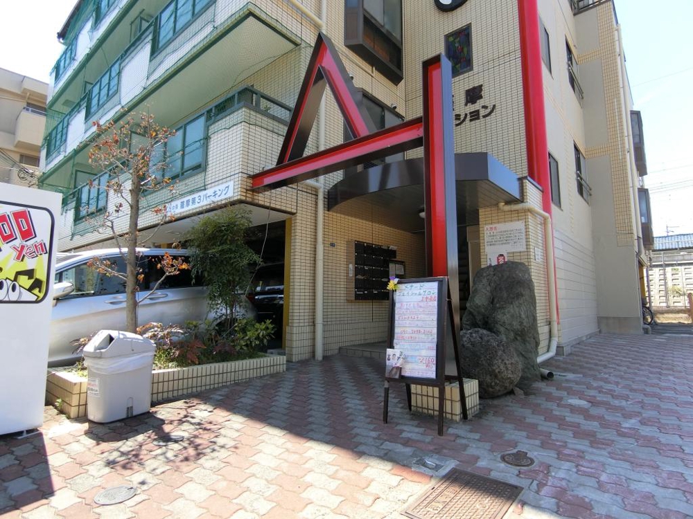 29/30 エントランス