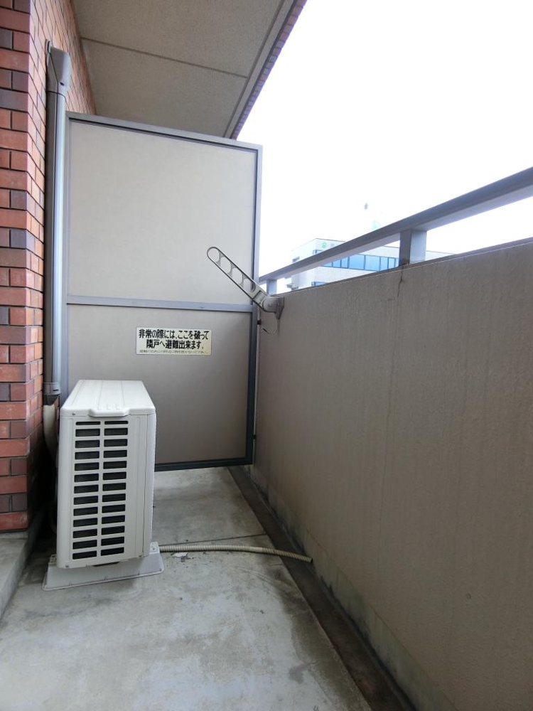 19/30 バルコニー