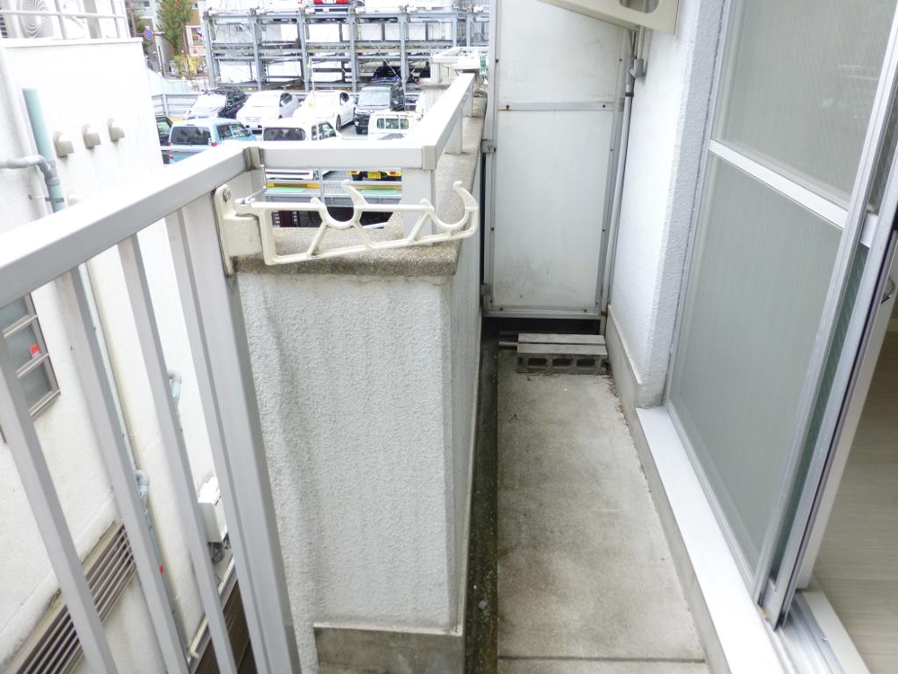 20/30 バルコニー