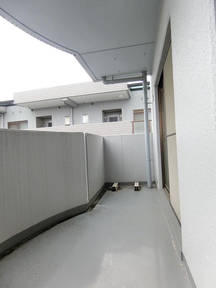 21/30 バルコニー