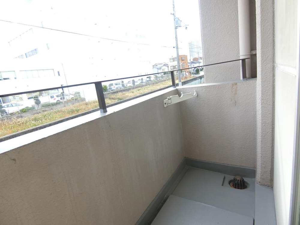 21/30 バルコニー