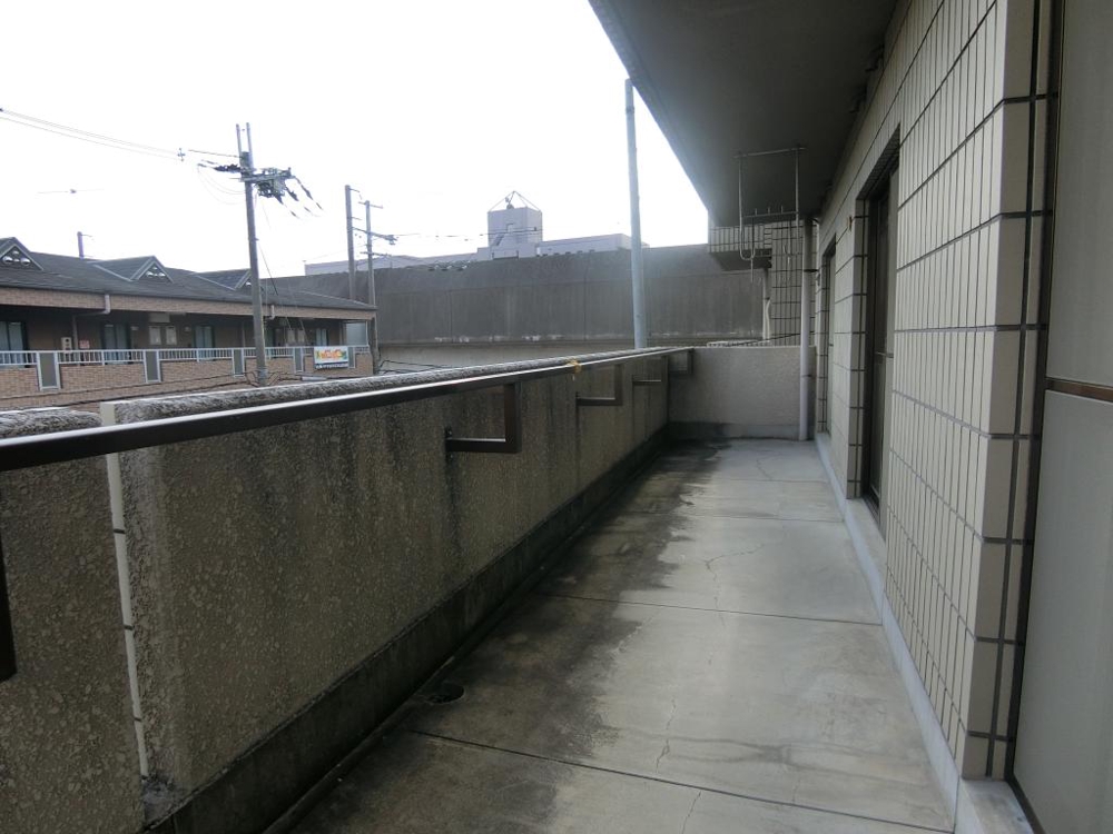 20/30 バルコニー