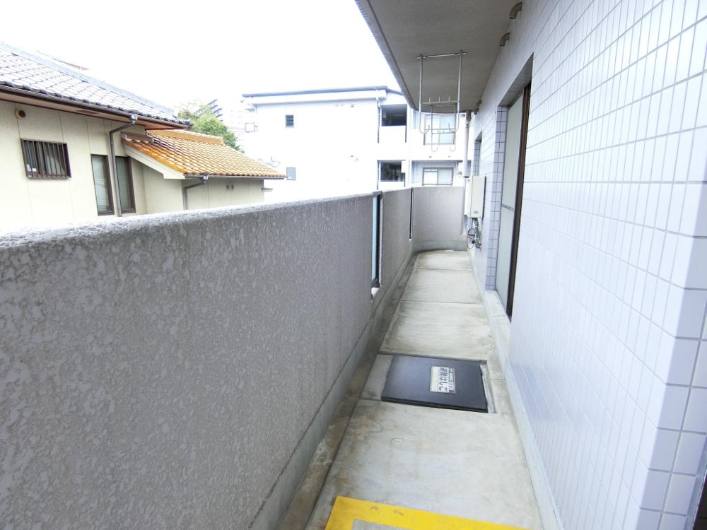 19/30 バルコニー