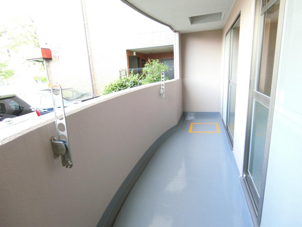 20/30 バルコニー