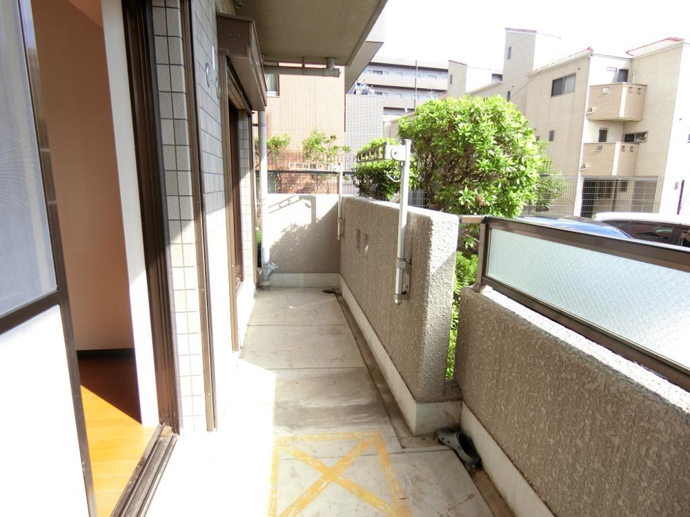 19/30 バルコニー