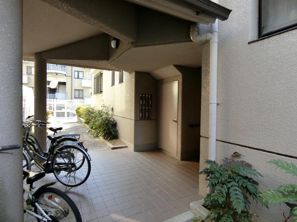 29/30 エントランス