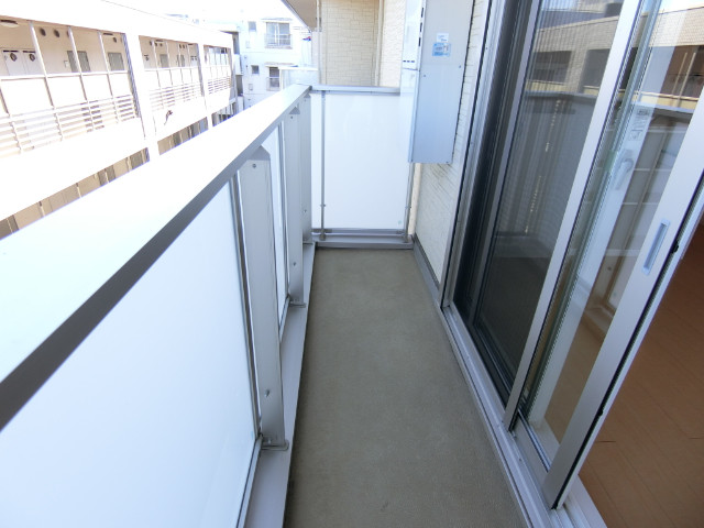 20/30 バルコニー