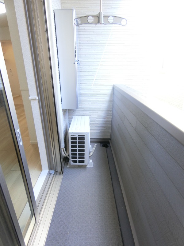 19/30 バルコニー