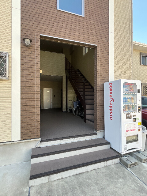 3/7 エントランス