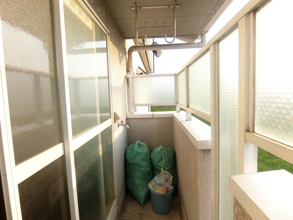 21/30 バルコニー