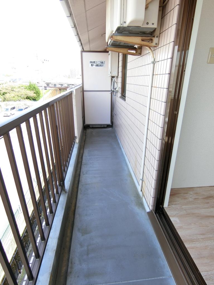 22/30 バルコニー